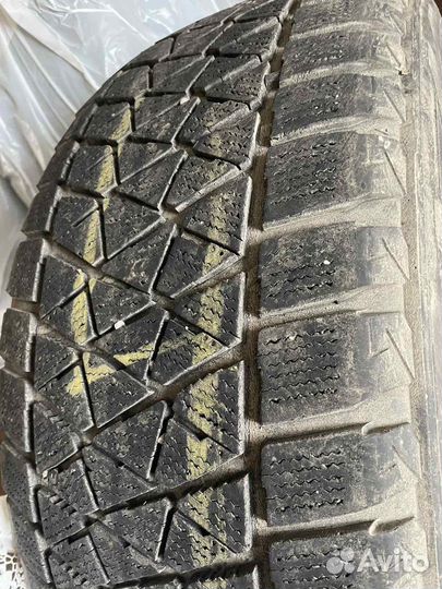 Bridgestone Blizzak DM-V2 255/55 R18