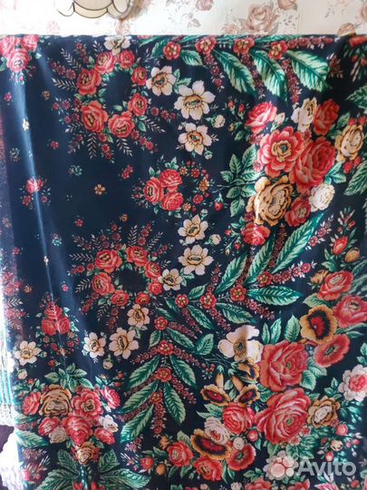 Платок женский большойой