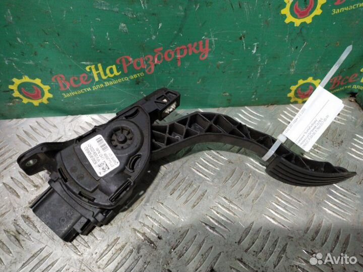 Педаль газа Volvo S60 седан 2.8 2000