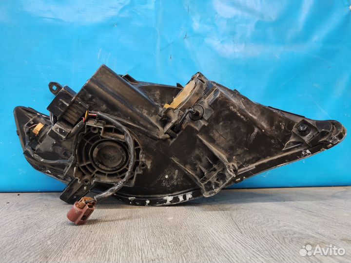 Фара левая Mitsubishi Outlander 2007-2009