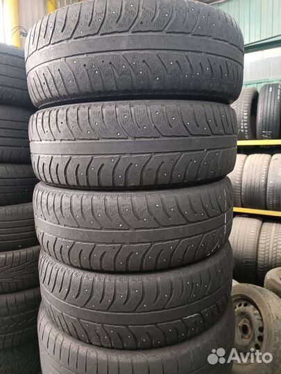 Bridgestone Ice Cruiser 7000 235/65 R17 108T