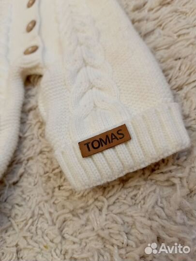 Комбинезон вязанный для малыша