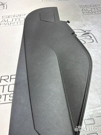 Накладка центральной консоли левая Ford Focus 3