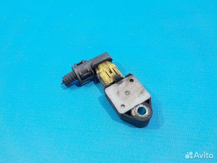 Датчик Air Bag передний правый toyota Avensis (T25