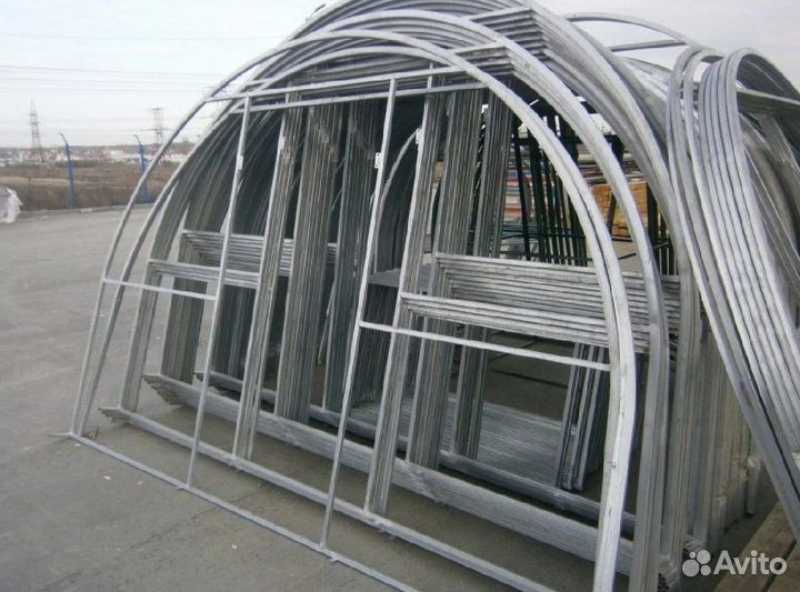 Теплицы крепкие