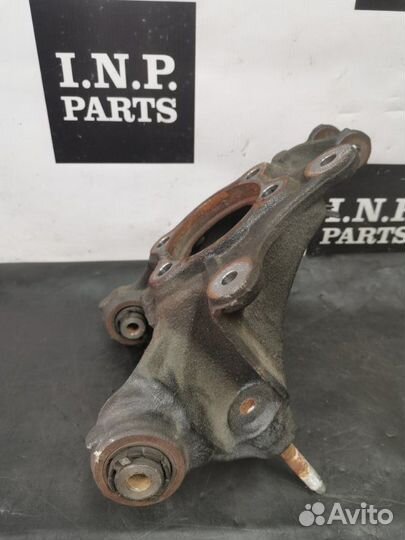 Кулак задний левый Mazda 3 Bm 2013-2019