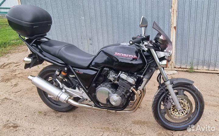 Honda cb 400