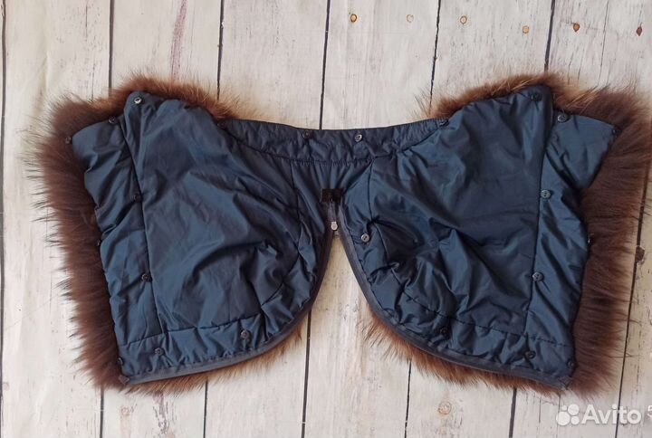 Меховой воротник енот