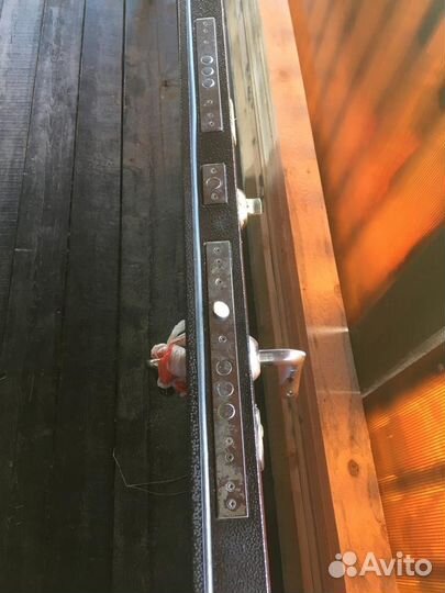 Утепленная металлическая дверь