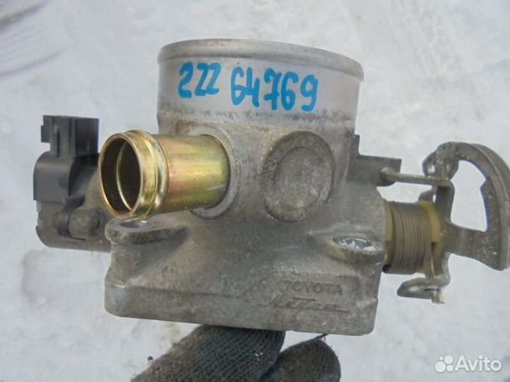 Дроссельная заслонка Toyota Celica ZZT231 2ZZ-GE