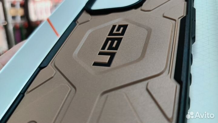 Ориг чехол UAG с MagSafe для iPhone 15 Pro