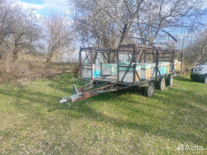 Прицеп,улья, обрезной стол, медогонка