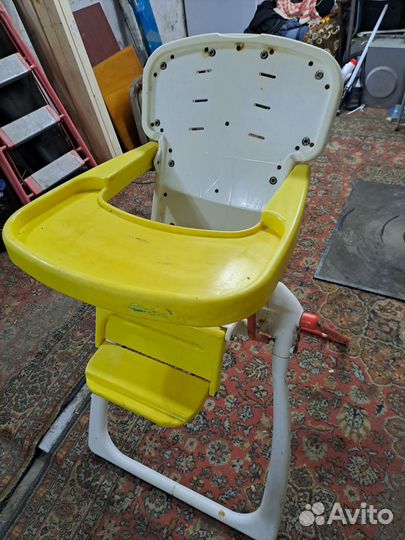 Стульчик для кормления