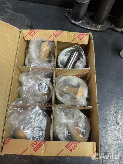 Поршни 1g-gze новые