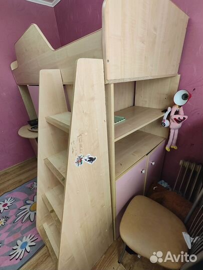 Детская кровать двухъярусная