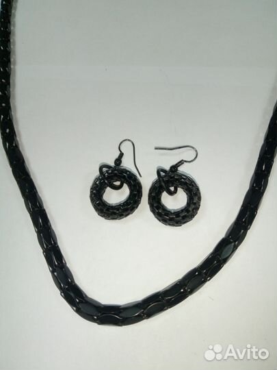 Бижутерия комплекты