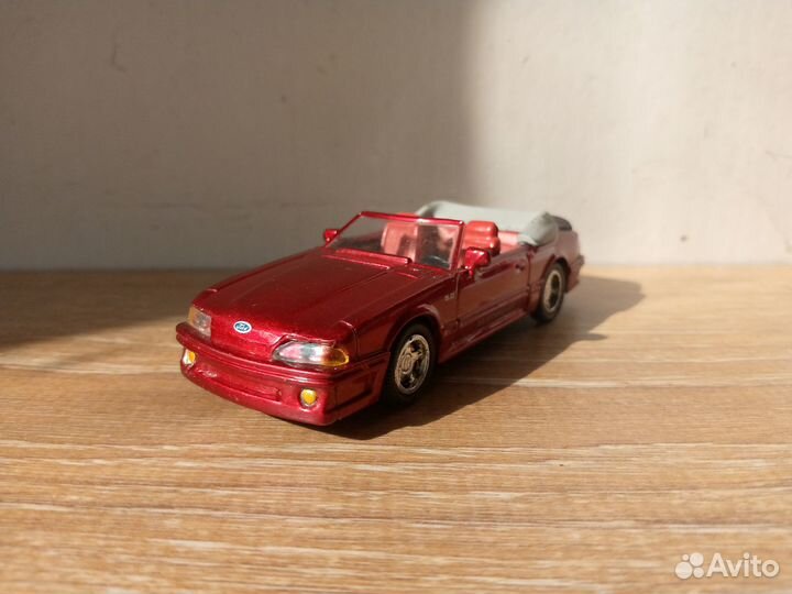 1989 Ford Mustang 1/43