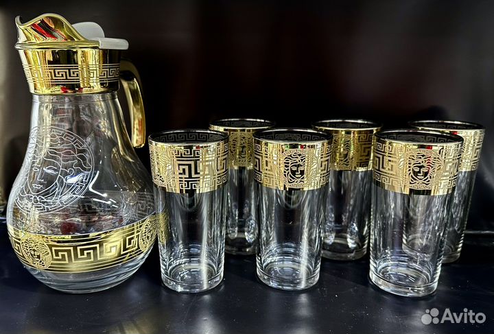 Кувшин и 6 стаканов
