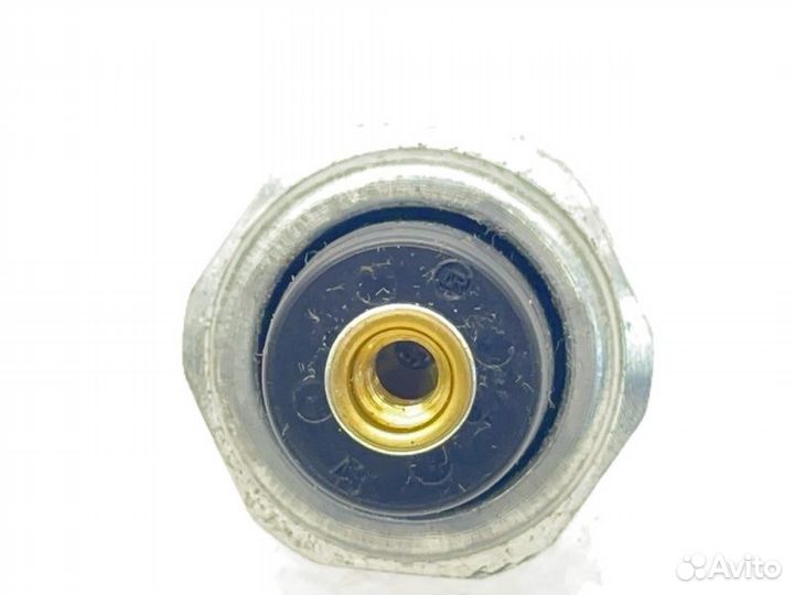 Датчик давления масла двс Subaru Impreza GT7 2.0