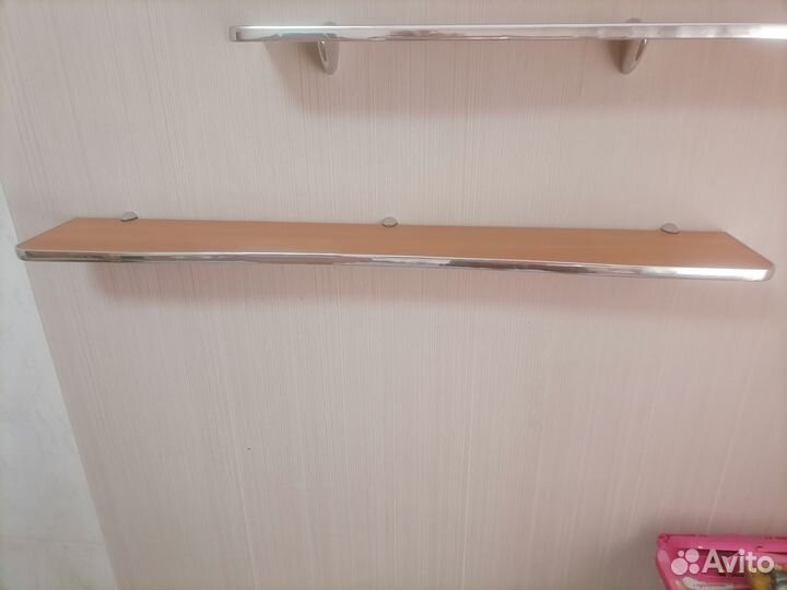 Полка настенная навесная