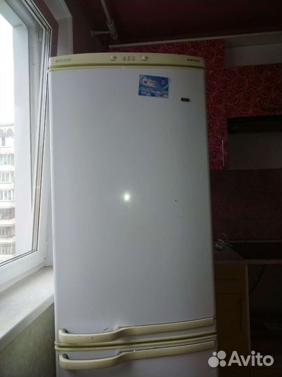 Холодильник Самсунг бу