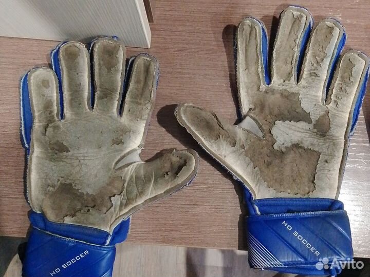Вратарские перчатки alphakeepers и ho soccer