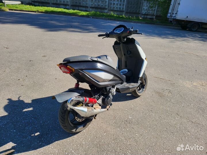 Stels Arrow 50 Benelli