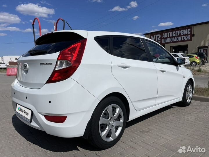 Hyundai Solaris 1.6 AT, 2013, 111 000 км