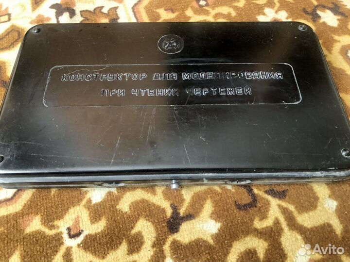 Конструктор для моделирования при чтении чертежей