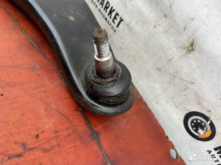 Рычаг перед. прав. Mitsubishi Colt 1.5 2006