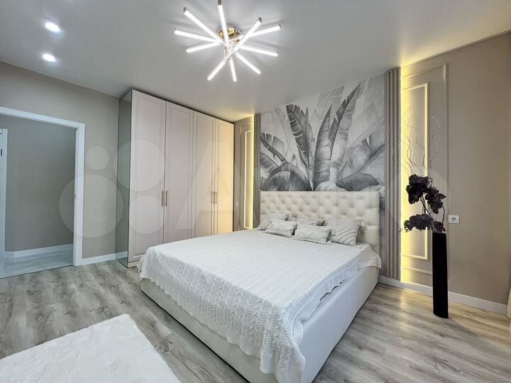 2-к. квартира, 70 м², 10/15 эт.