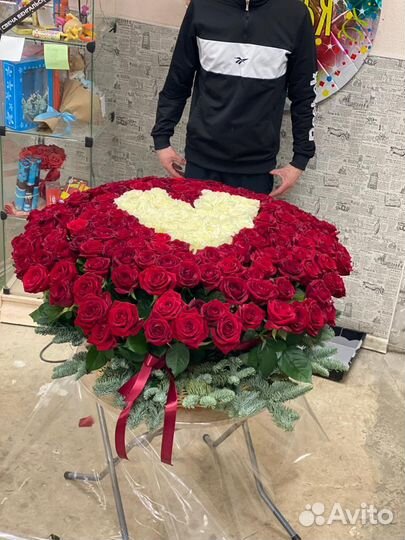 Розы 251 штука сердце