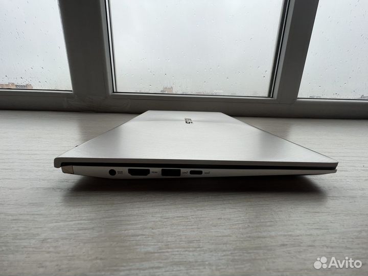 Нетбук asus ux433FLC