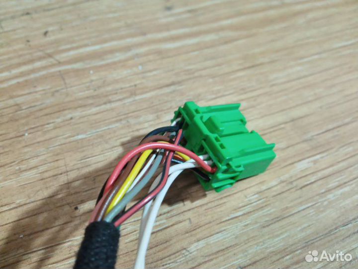 Зеркало левое Volvo Xc90 D5244T4 2006