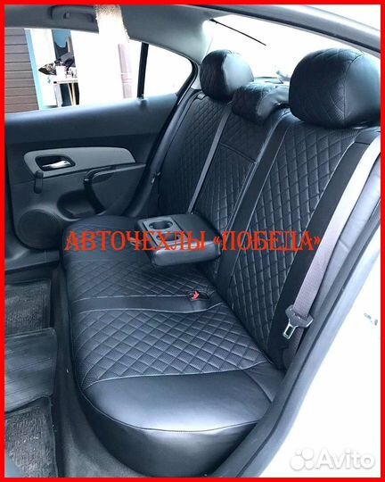 Чехлы Chevrolet Captiva из экокожи чёрные Ромб