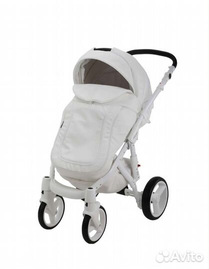 Коляска 3 в 1 Adamex Barletta экокожа