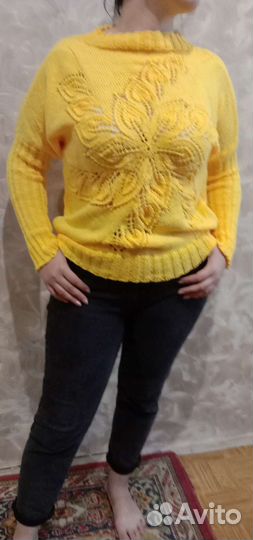 Свитер 