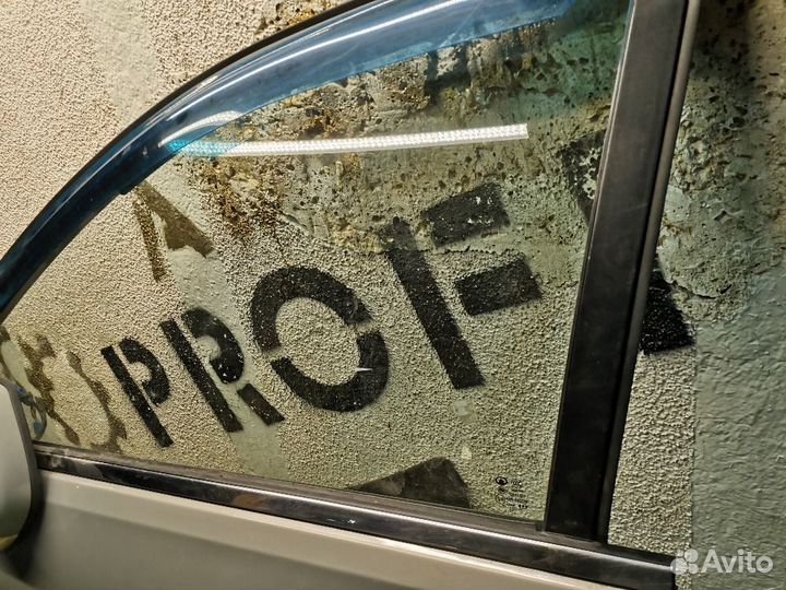 Стекло двери передней левой hover h 3