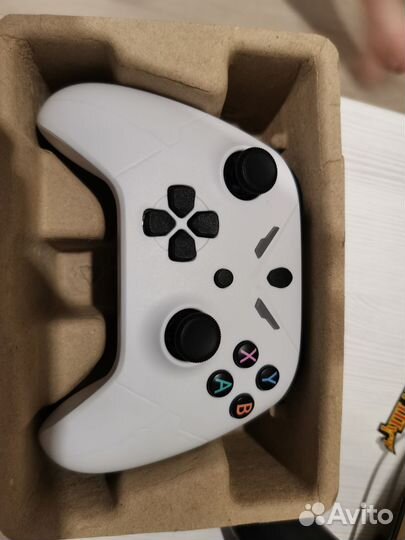 Беспроводной геймпад Thunderobot G25