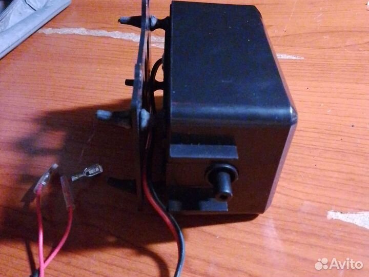 Компрессор от мед,аппарата 220 в