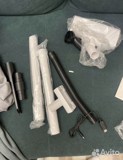 Пылесос вертикальный беспроводной