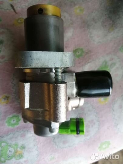Топливный насос toyota
