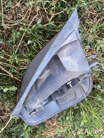 Фонарь задний Fit