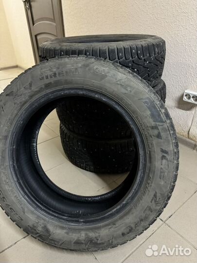 Pirelli Ice Zero 215/55 R16 97T