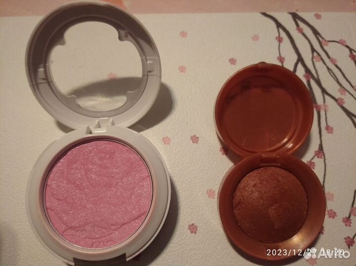 Румяна Saem, Bourjois, подводки, тени pupa