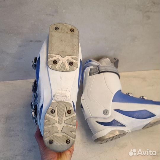 Горнолыжные ботинки женские 25, 5- 39-39,5 размер