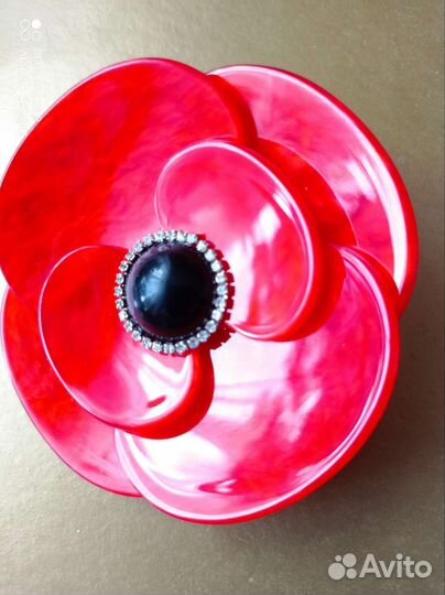 Брошь Мак. Новая