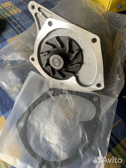 Помпа Magneti наRenault Megane 2 1.5 dCi 02