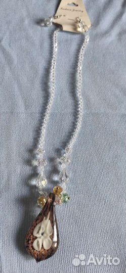 Серьги, бусы новые