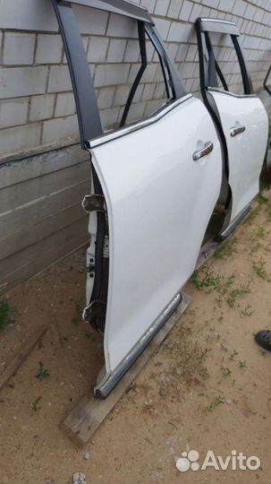 Задняя левая дверь Мазда Сх-7